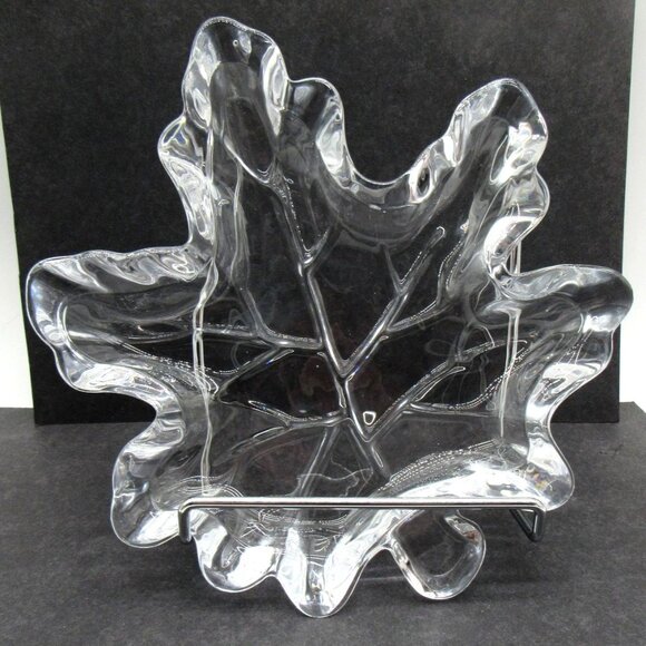 Bowring Maple LEAF Shaped Glass Serving PLATE With Box 9 inches - Picture 6 of 10